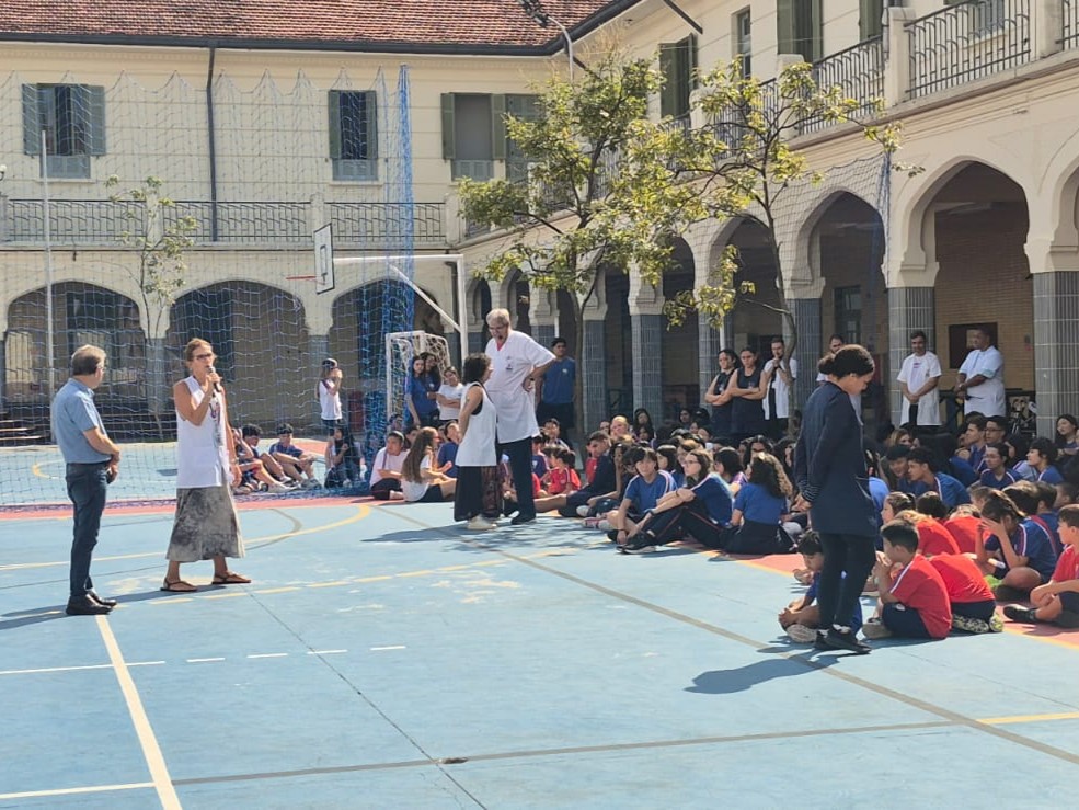 Colégio de Santa Inês realiza treinamento de evasão do prédio